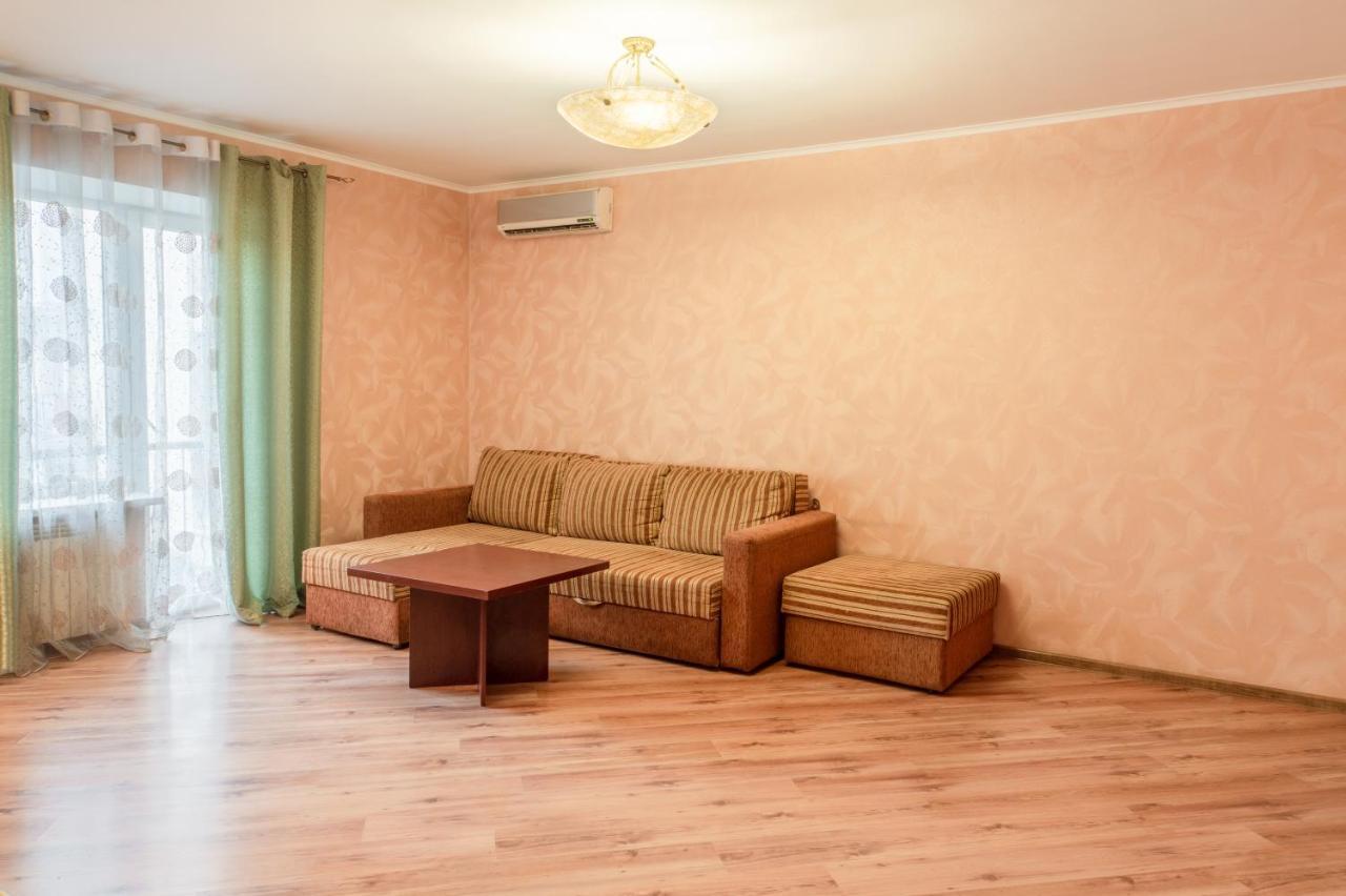 Apartment Triokhsviatytelskaya Street 3 Киев Экстерьер фото