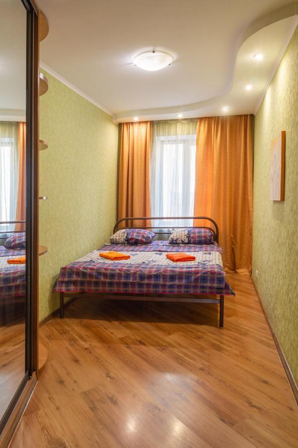 Apartment Triokhsviatytelskaya Street 3 Киев Экстерьер фото