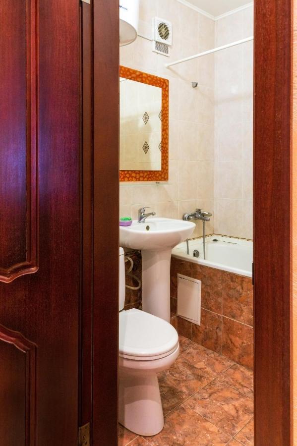 Apartment Triokhsviatytelskaya Street 3 Киев Экстерьер фото