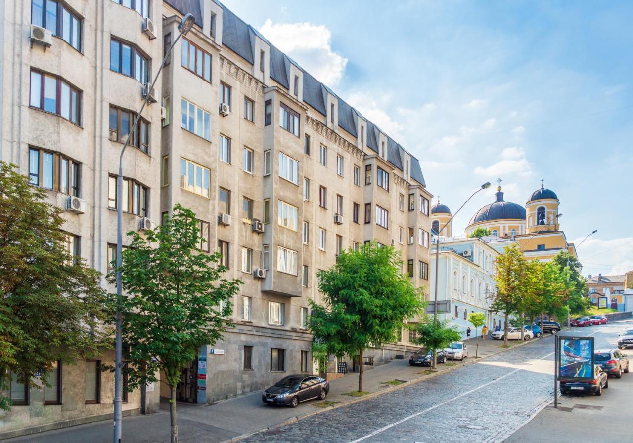 Apartment Triokhsviatytelskaya Street 3 Киев Экстерьер фото