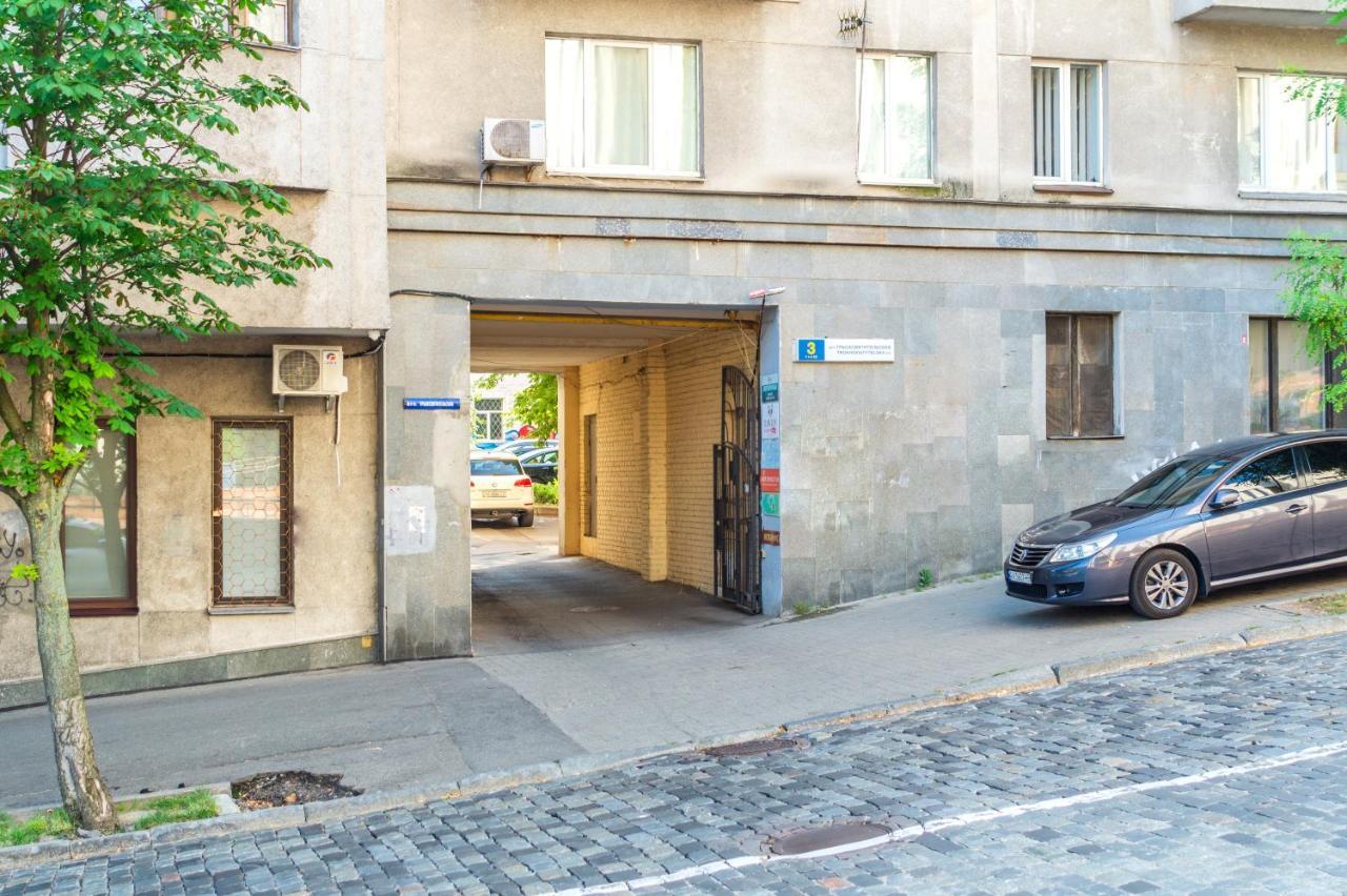Apartment Triokhsviatytelskaya Street 3 Киев Экстерьер фото