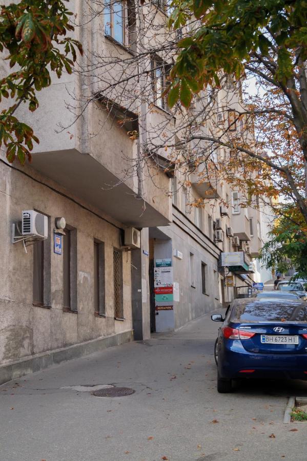 Apartment Triokhsviatytelskaya Street 3 Киев Экстерьер фото